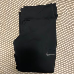 Women’s Nike dri fit cropped legging